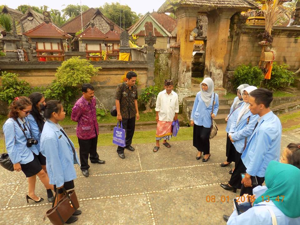 Study Wilayah Mahasiswa Jurusan Bina Wisata ke Bali 2015